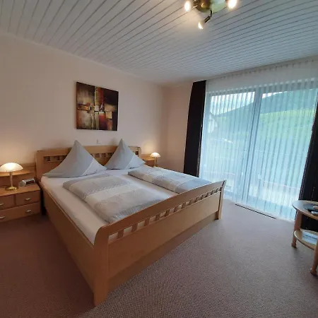 Gasthuis Haus Weingarten Appartements-zimmer 4*